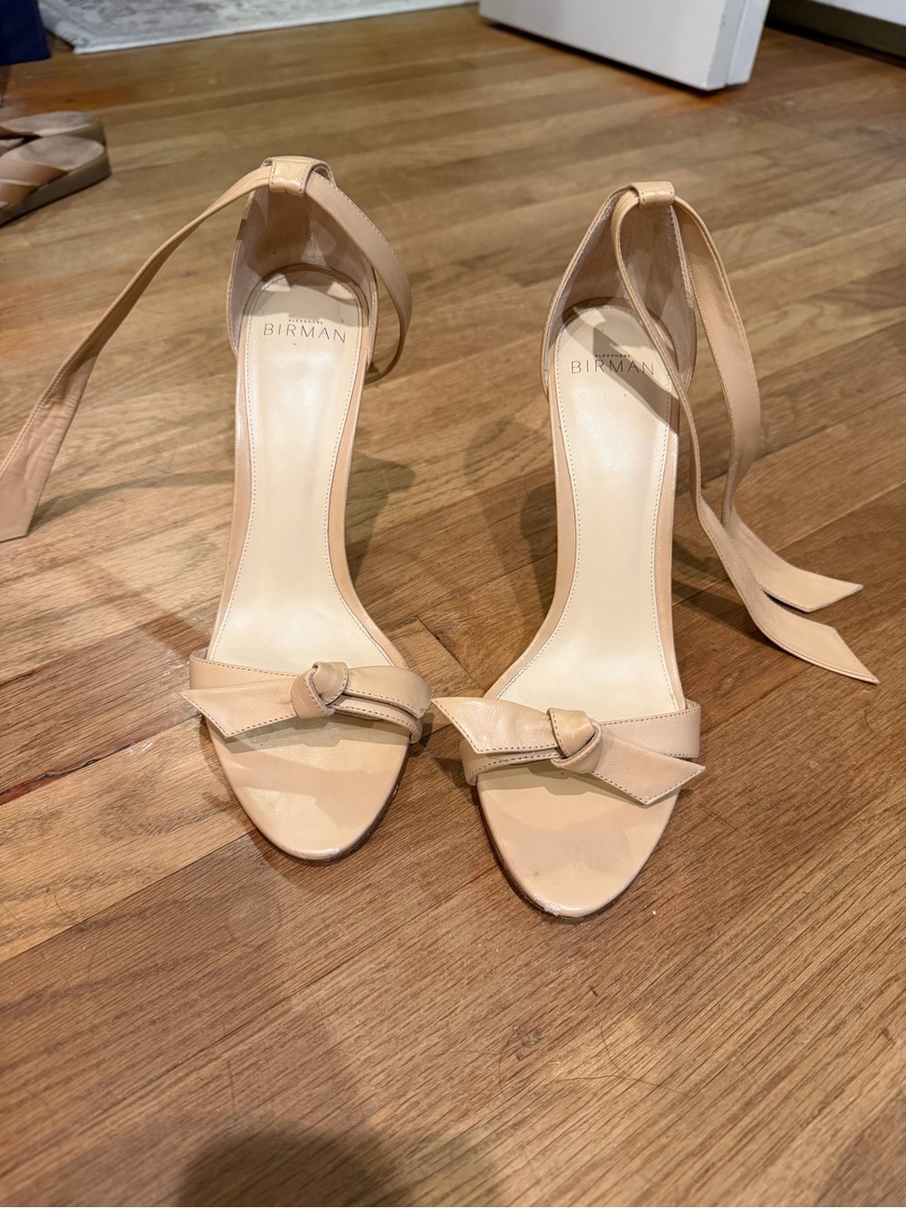 Alexandre Birman Beige Leather Ankle-Tie Heels